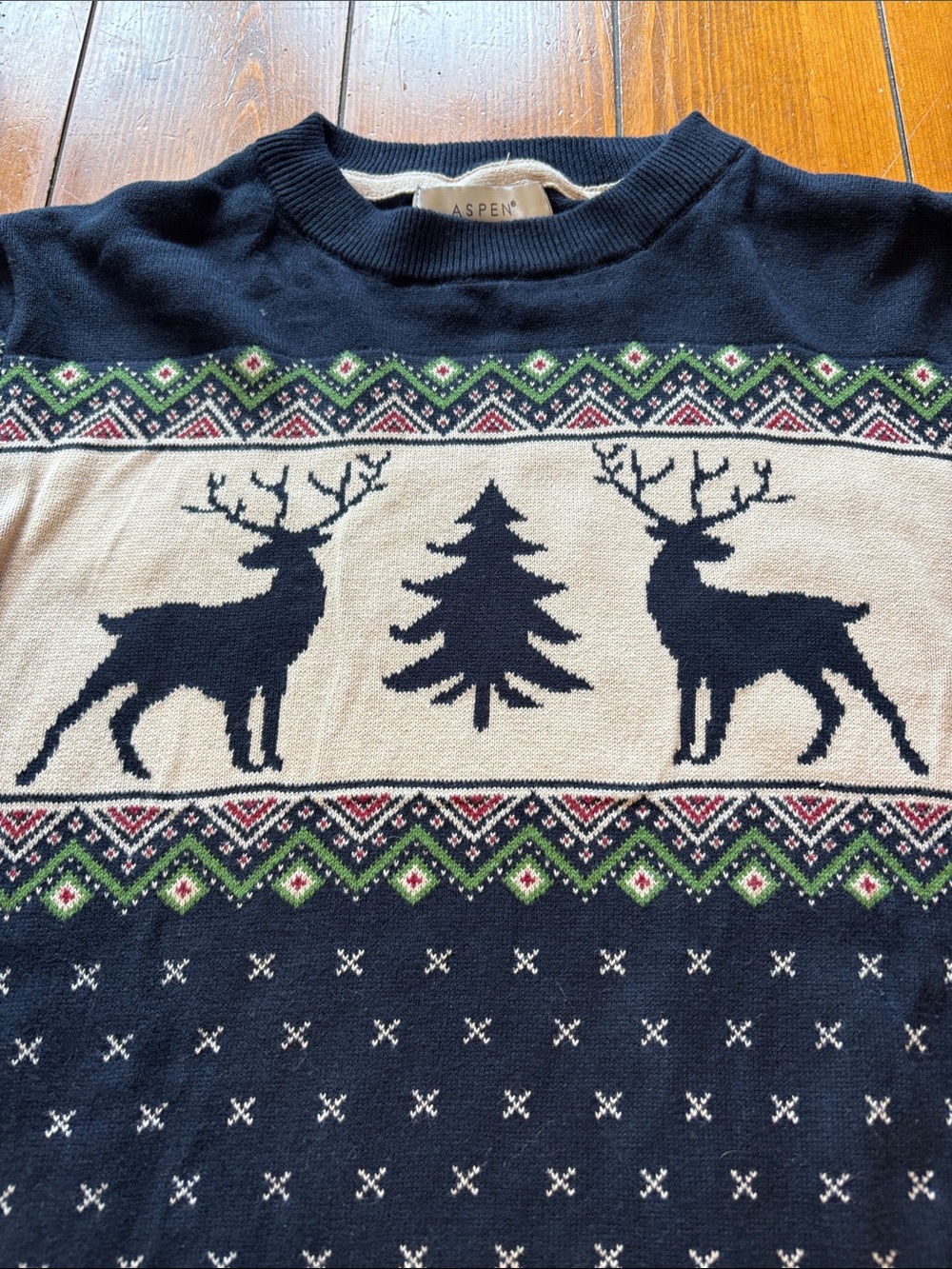 Aspen Navy Fair Isle Reindeer Crewneck Sweater Women’s Size S EUC - Picture 3 of 8